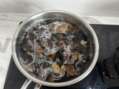 Fettuccine su miško grybais Žingsnis 2