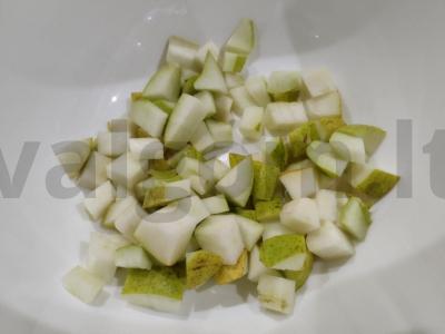 Originalus salotas su kriauše, apelsinu ir mocarela Žingsnis 1