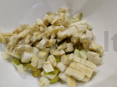 Originalus salotas su kriauše, apelsinu ir mocarela Žingsnis 2