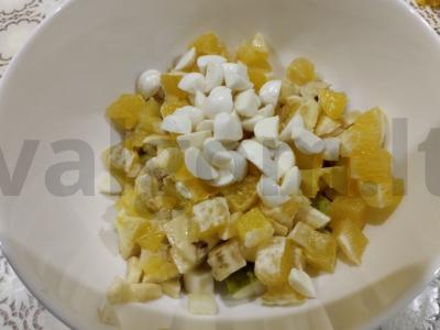 Originalus salotas su kriauše, apelsinu ir mocarela Žingsnis 4