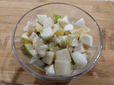 Originalus salotas su kriauše, apelsinu ir mocarela Žingsnis 6