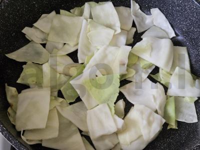 Tajų salotas „Lab“ Žingsnis 2