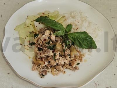 Tajų salotas „Lab“ pagrindine nuotrauka