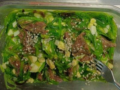 Aštrus salotas su čuka, kiaušiniu ir jautiena Žingsnis 4