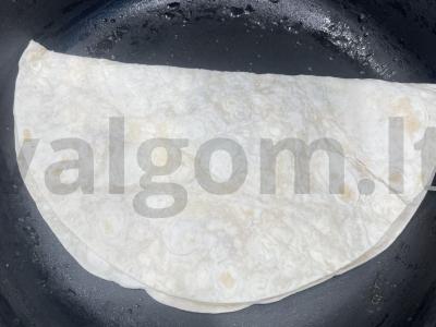 Lavašas su rūkytomis vištienos gabalėliais Žingsnis 5