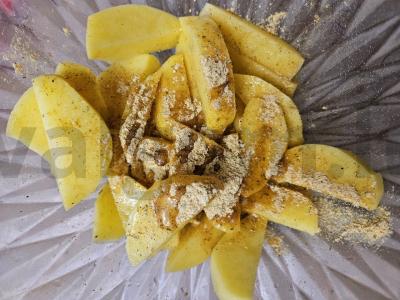 Švelni bulvė su šonkauliais lėtoje viryklėje Žingsnis 2