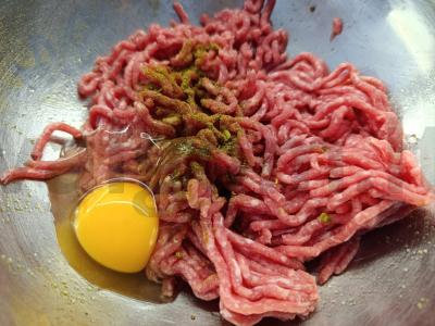 Kotletai su sūriu orkaitėje Žingsnis 2