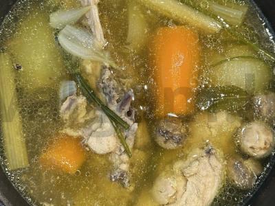 Sūrio grietinėlės sriuba su pievagrybiais Žingsnis 3