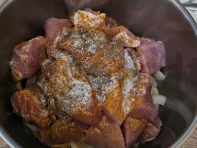 Šašlykas iš kiaulienos mineraliniame vandenyje Žingsnis 3