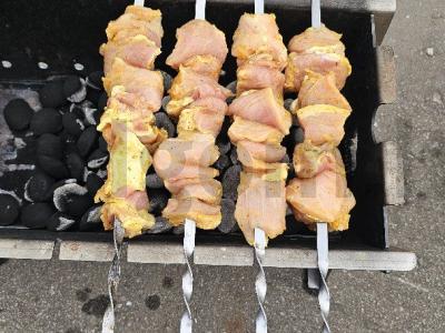 Šašlykas iš kiaulienos mineraliniame vandenyje Žingsnis 7