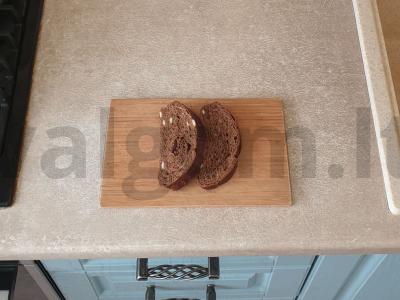 Sumuštiniai su avokadu, pomidorais ir varškės sūriu Žingsnis 1