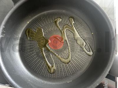 Tom Yum su jūros gėrybėmis ir pievagrybiais Žingsnis 1