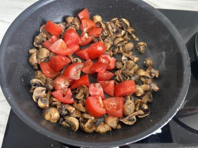 Tom Yum su jūros gėrybėmis ir pievagrybiais Žingsnis 5