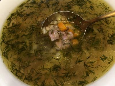 Grikių sriuba su rūkytomis virtomis šoninėmis pagrindine nuotrauka