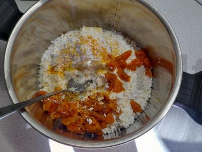 Varškės apkepas su džiovintomis abrikosais Žingsnis 3