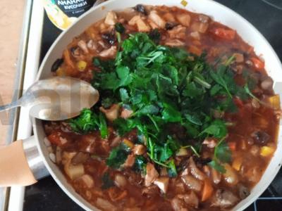 Kiauliena su ananasais saldžiarūgščiame padaže Žingsnis 7