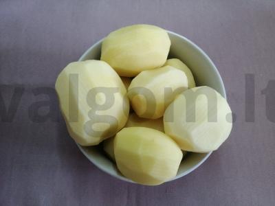 Kepti makaronai su bulvėmis kaip garnyras Žingsnis 1