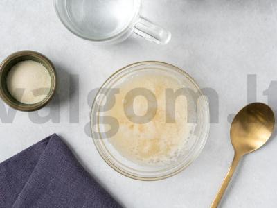 Kavos tortas su spanguolėmis Žingsnis 3