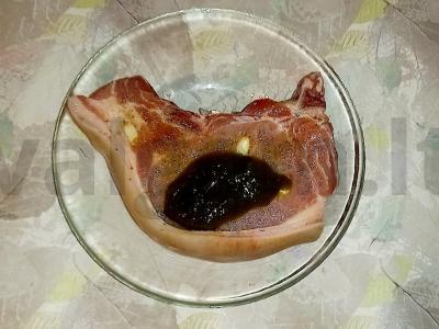 Kiaulienos šonkaulis juodajame jūre Žingsnis 2