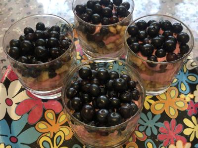 Uogų pyragas stiklinėje Žingsnis 9