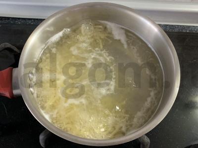 Makaronai su daržovėmis vakarienei Žingsnis 3