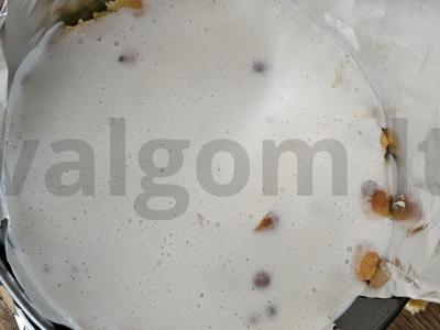 Biskvitinis tortas su saldainiais „Trufelis“ Žingsnis 12