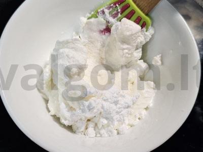 Biskvitinis tortas su saldainiais „Trufelis“ Žingsnis 17