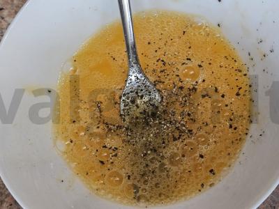 Traškūs tostai kiaušinyje per 10 minučių Žingsnis 2