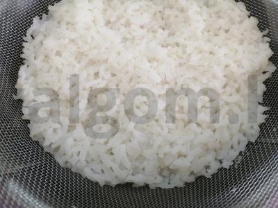 Sushi salotas su raudona žuvimi ir ryžiais Žingsnis 5