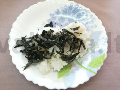 Sushi salotas su raudona žuvimi ir ryžiais Žingsnis 6