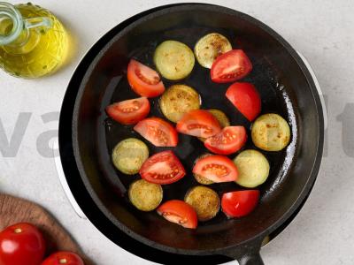 Kiaušinienė su baklažanais ir pomidorais Žingsnis 3