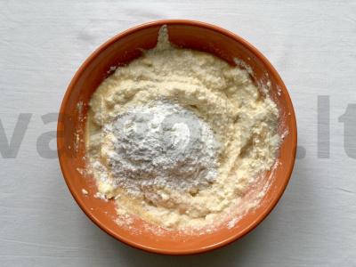 Varškės paplotėlis su kriauše ir mocarela Žingsnis 2