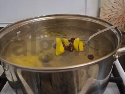 Žuvies sriuba su pupelėmis Žingsnis 8