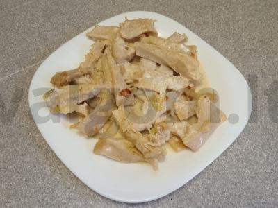 Troškinta jautienos skrandžio su svogūnais grietinėje Žingsnis 8