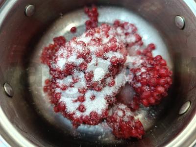 Raudonųjų serbentų kisielius Žingsnis 1