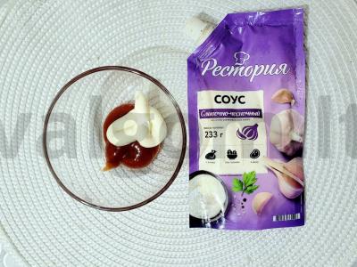 Sultinga šašlykinė su grietinėlės-česnako padažu Žingsnis 1