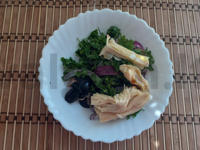 Salotos su sojų šparaginėmis pupelėmis, jautiena ir raudonuoju svogūnu Žingsnis 3