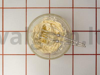 Riešutų tortas Žingsnis 1