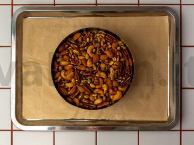 Riešutų tortas Žingsnis 14