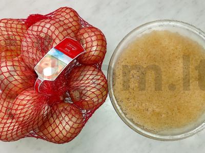 Kumpio plovas su džiovintomis abrikosais ir prieskoniais Žingsnis 3