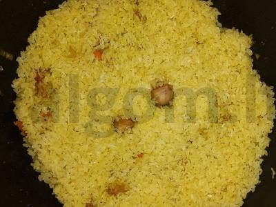 Kumpio plovas su džiovintomis abrikosais ir prieskoniais Žingsnis 8