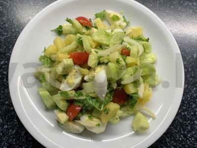 Salotas su putpelių kiaušiniais, agurkais ir bulvėmis Žingsnis 7