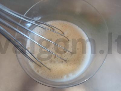 Kavos gėrimas su vaniliniu ledais Žingsnis 5