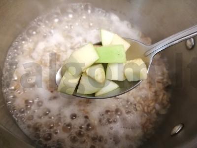 Grūdų košė su obuoliais Žingsnis 4