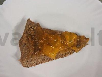 Vegetariška grietinėlė su slyvomis pagrindine nuotrauka