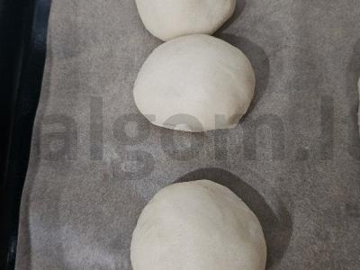 Saldi pyragėliai su vyšniomis ir uogomis ant kefyro Žingsnis 7