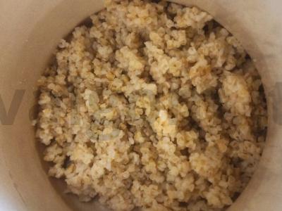 Kruopų košė su dešrelėmis Žingsnis 1