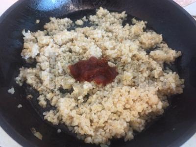 Kruopų košė su dešrelėmis Žingsnis 2