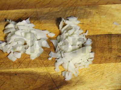 Jautienos kotletai su grybų įdaru ir sūriu Žingsnis 1