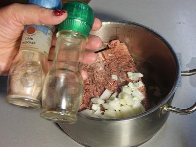 Jautienos kotletai su grybų įdaru ir sūriu Žingsnis 4